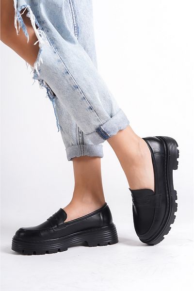 Artgoo women's black skin classic loafer college shoes