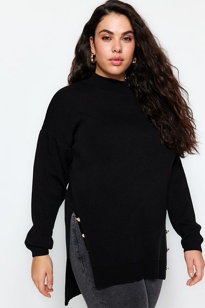 Trendyol Curve Schwarzer Rollkragenpullover mit Knöpfen und detailliertem Rollkragen TBBAW24AN00076