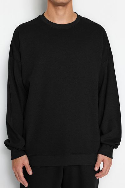Trendyol Collection Black Oversize/Wide Cut Cycling Fleece/Warm Sweatshirt Tracksuit Suit Tmnaw24Em00005