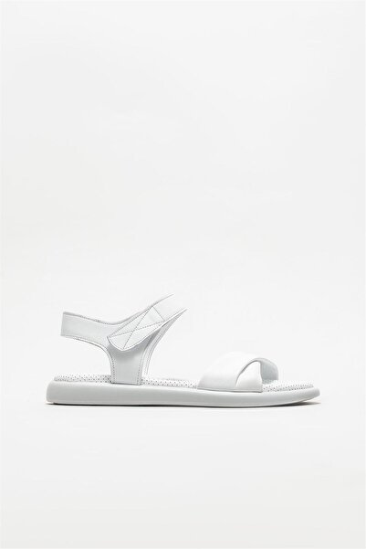 Elle Shoes Beyaz Deri Kadın Düz Sandalet