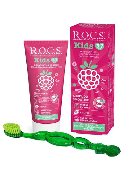 R.O.C.S. طقم فرشاة أسنان للأطفال بعمر 3-7 سنوات بدون فلوريد بطعم عصير التوت Mcn+3-7 للأطفال - أخضر