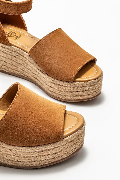 Elle Shoes Taba Deri Kadın Dolgu Topuklu Sandalet