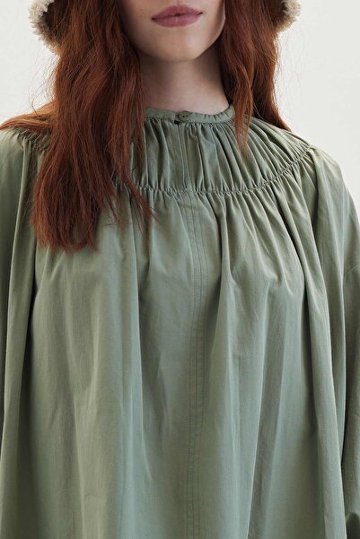 Manuka Gathered Collar Tunic Green