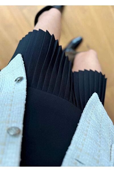 afeta Siyah Pileli Etek