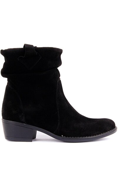 SailLakers - حذاء نسائي من جلد الغزال الأسود 105-3338-VENUS