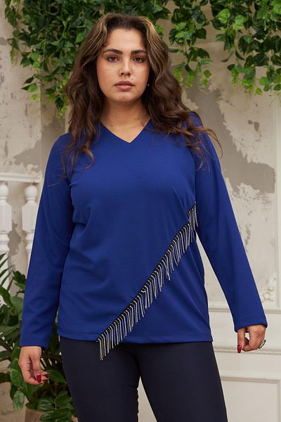 RMG بلوزة كبيرة الحجم من Gamze Fashion Boutique مع إكسسوارات سلسلة أمامية