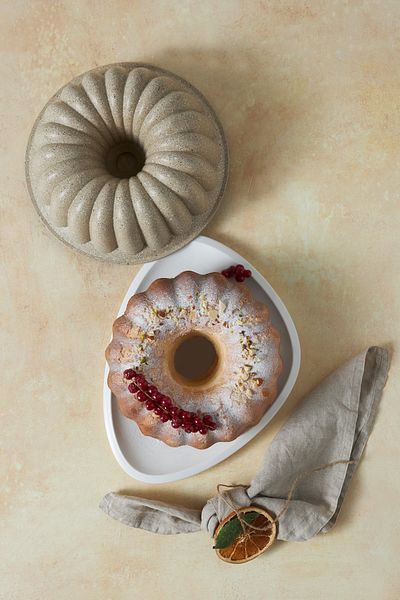 Emsan Arya Ecru 24 cm Cast Cake Mold