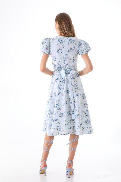 Moda Lippa Rochie albastră evazată cu modele florale