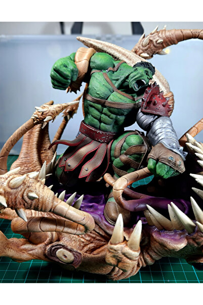 TuransoyCraft Hulk vs Planet Figür Savaşan Hulk Figür 25CM