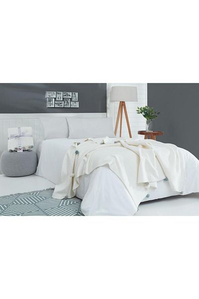 Dolce Bonita Home 150X200 Cream Single Pompom Pique Blanket