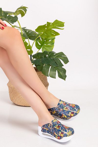 Nur Ortopedi Women's Navy Blue Owl Patterned Buckle Closed Balloon Sole Orthopedic 855 Hospital Doctor Nurse Slippers