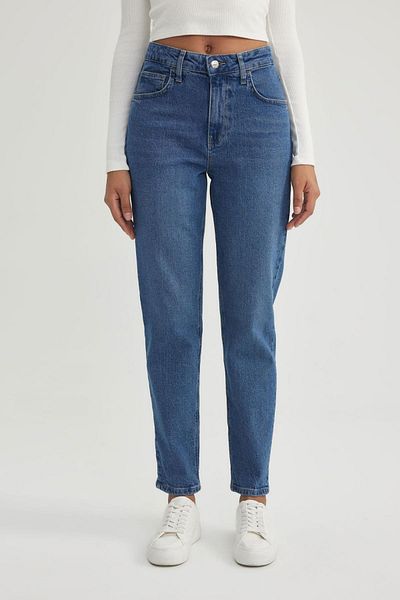 DeFacto Lina Comfort Mom Fit - Jeans mit hoher Taille und Knöchellänge B5472ax23cw