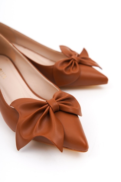 DİVOLYA Παπούτσια Camila Brown Bowknot (4cm) με μυτερό τακούνι