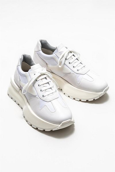 Elle Shoes White Women's Sports Shoes
