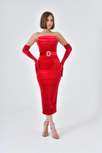 BK BOUTİQUE Kemerli Midi Boy Straplez Kadife Abiye Elbise