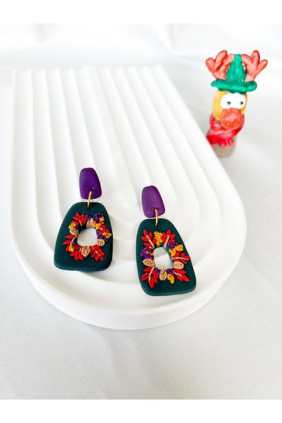 TREND Minimal Patterned Autumn Leaves Winter Earrings