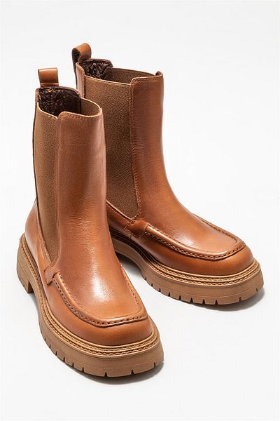 Elle Shoes بوت نسائي كاجوال من الجلد باللون البني - أنيق ومريح
