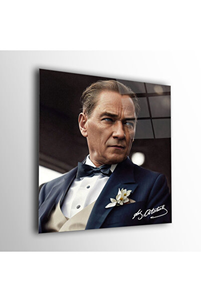 Atatürk Cam Tablo