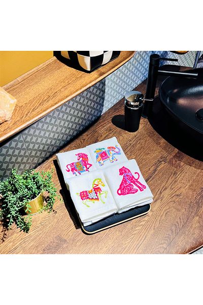ge living Decorative Animals Patterned Hand Towel Set (4 PCS)