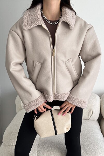 FEMELLE Μπεζ Γούνινο Λεπτομερές Δερμάτινο Παλτό με Τσέπες, Φερμουάρ και Γούνα Εσωτερικά