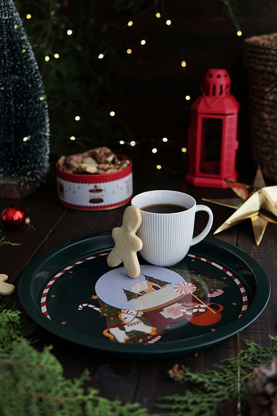 EVLE New Year Themed Metal Tray, 31.5 Cm Ez197-8r