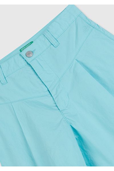 United Colors of Benetton Wassergrüne Bermudashorts aus Popeline mit verstellbarer Taille für Mädchen