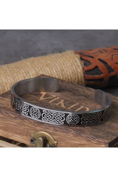 Viking الاسكندنافية الشمال منقوشة المشبك نمط مفتوح للرجال 316l سوار الصلب