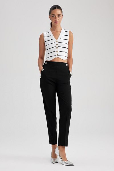 DeFacto Carrot Fit Woven Trousers - Carrot Cut, Pocket, Short Leg Z8294Az23Au