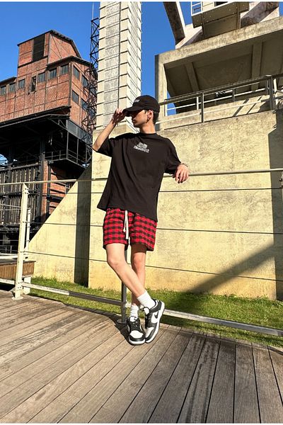 serline Red Square Patterned Shorts