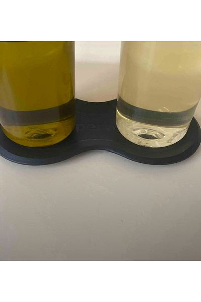 Tupperware Under Spoon - Comfortable Cut