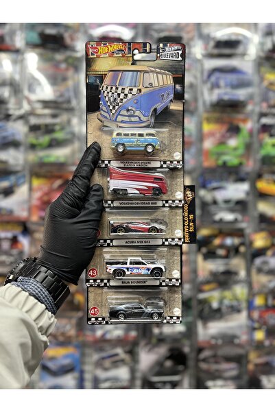 HOT WHEELS Premium Boulevard (1.64 ) 41/45 seris