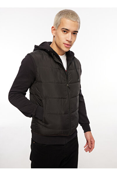 Levi's Levis Black Men's Coat A7348-0000.Smu Sporty Gillet Sporty