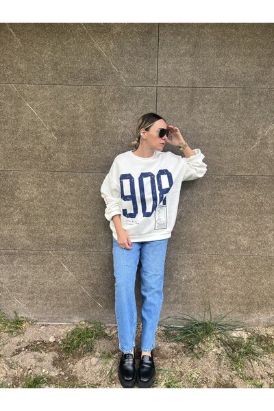 Quzu Patch Detaylı Önü Baskılı Sweatshirt