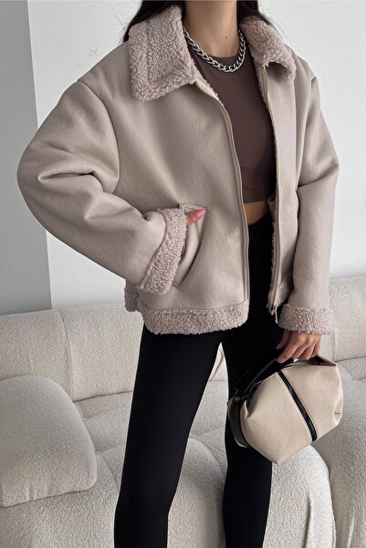 FEMELLE Μπεζ Γούνινο Λεπτομερές Δερμάτινο Παλτό με Τσέπες, Φερμουάρ και Γούνα Εσωτερικά