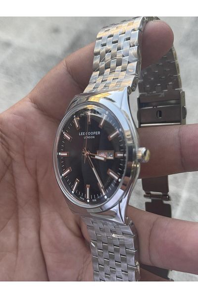 Lee Cooper Date Function Black Dial Steel Men's Wristwatch Lcr.lmg.07630.360
