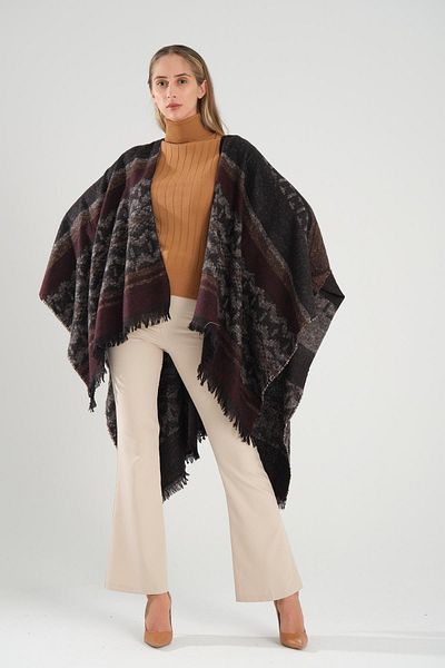 Deafox Weinroter Poncho mit Muster und Quastendetail, 140 x 160 cm