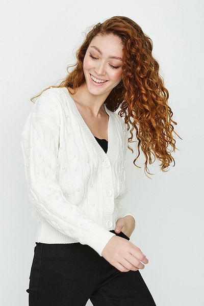 Select Moda Women's Ecru Buttoned Cardigan with Pearl Accessories