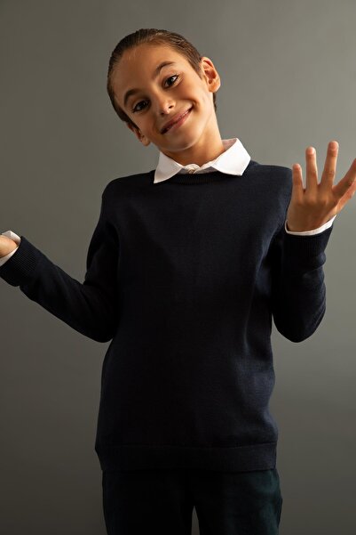 DeFacto Boy Slim Fit Crew nyakú pulóver X6085a622au