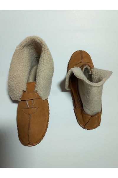 KAPAR Кожени зимни ботуши с велкро закрепване, подходящи за носене на закрито и на открито