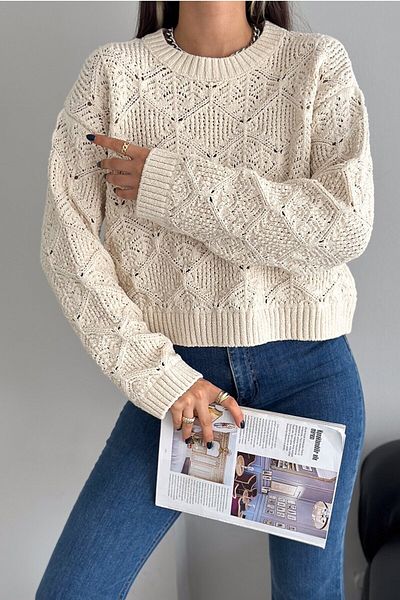 Hazinedan Pulover din tricot moale, bej, mărime standard, cu găuri