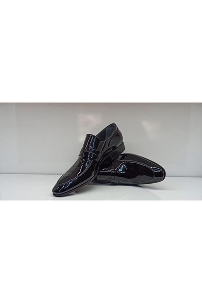 Gizmo Men's Black Patent Leather Classic Shoes