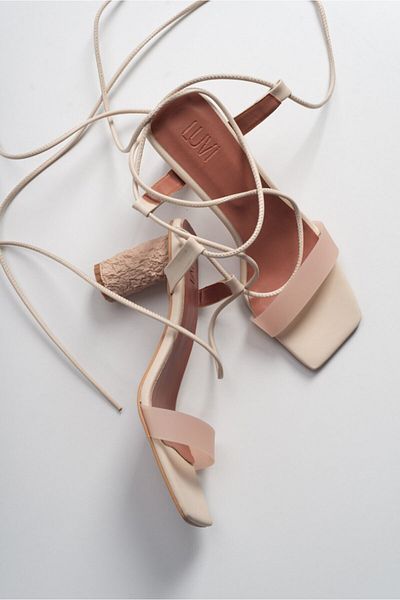 LuviShoes Dámské sandály na podpatku 801 Skin Skin