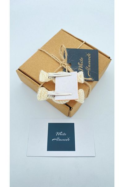 White Alamode Cream Candy Buckle