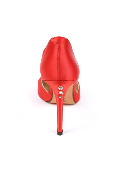 CANES AYAKKABI Kadın Kırmızı Saten Stiletto