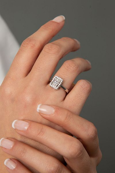 Elika Silver Women's Baguette Jewelled Ring