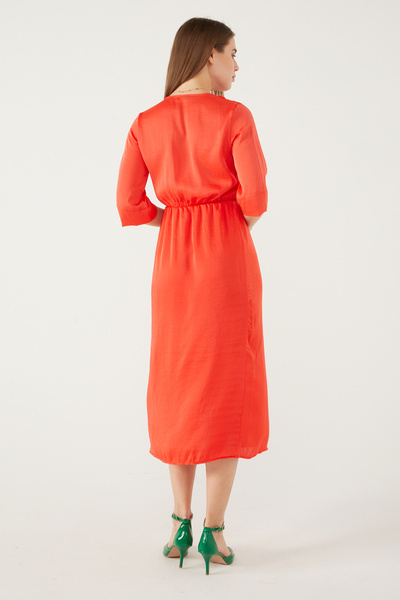 PAULMARK SATIN DRESS WITH WAIST DETAIL