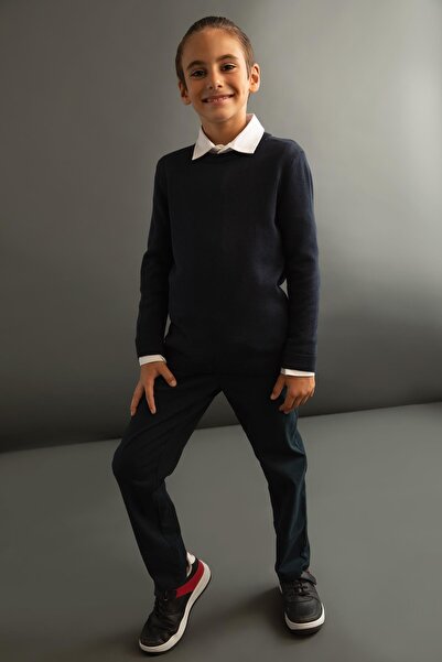 DeFacto Boy Slim Fit Crew nyakú pulóver X6085a622au