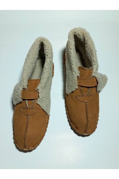 KAPAR Кожени зимни ботуши с велкро закрепване, подходящи за носене на закрито и на открито