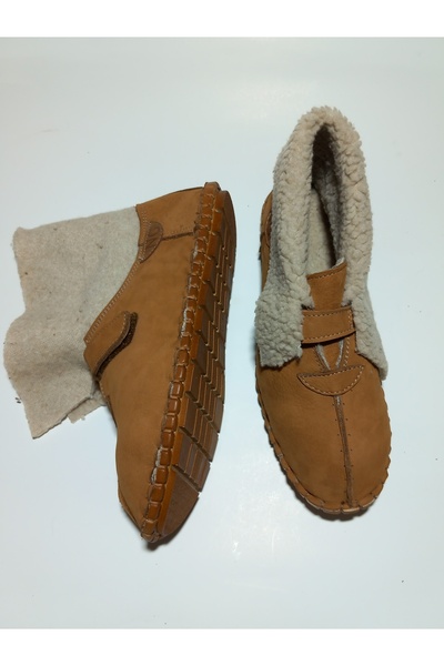 KAPAR Кожени зимни ботуши с велкро закрепване, подходящи за носене на закрито и на открито