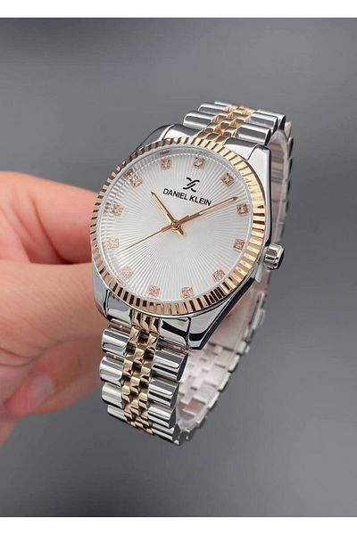 Daniel Klein Women's Wristwatch Rose Silver 3 Atm Water Resistance